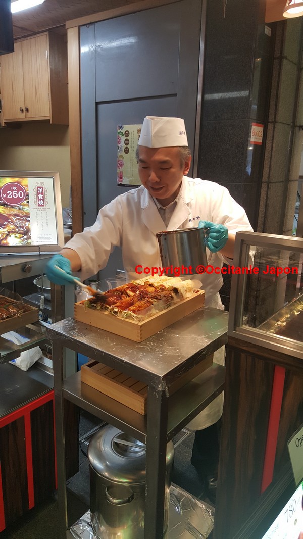 unagi - marché nishiki kyoto - occitanie japon.jpg